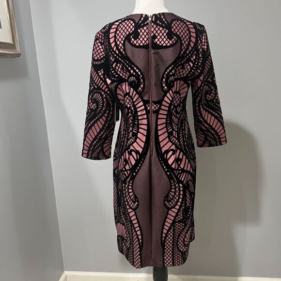 NWT Beige by ECI Mauve Pink Black Three Quarter Sleeve Sheath Dress Size 8 - Picture 2 of 11